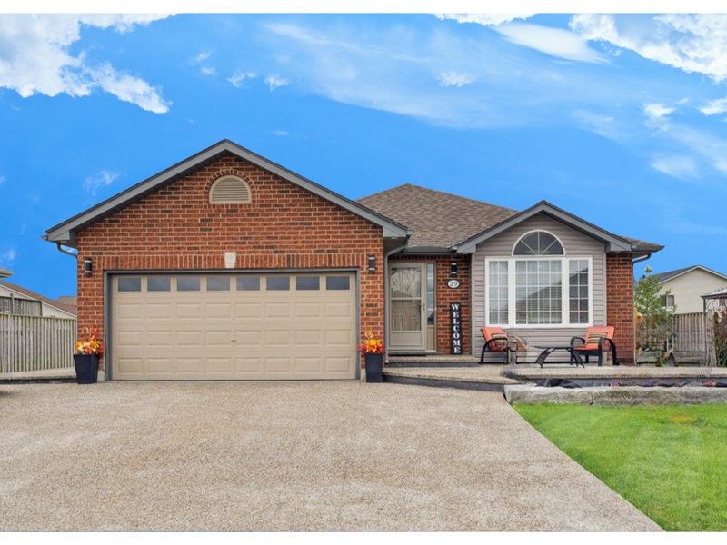 9 Pierre Trudeau Lane